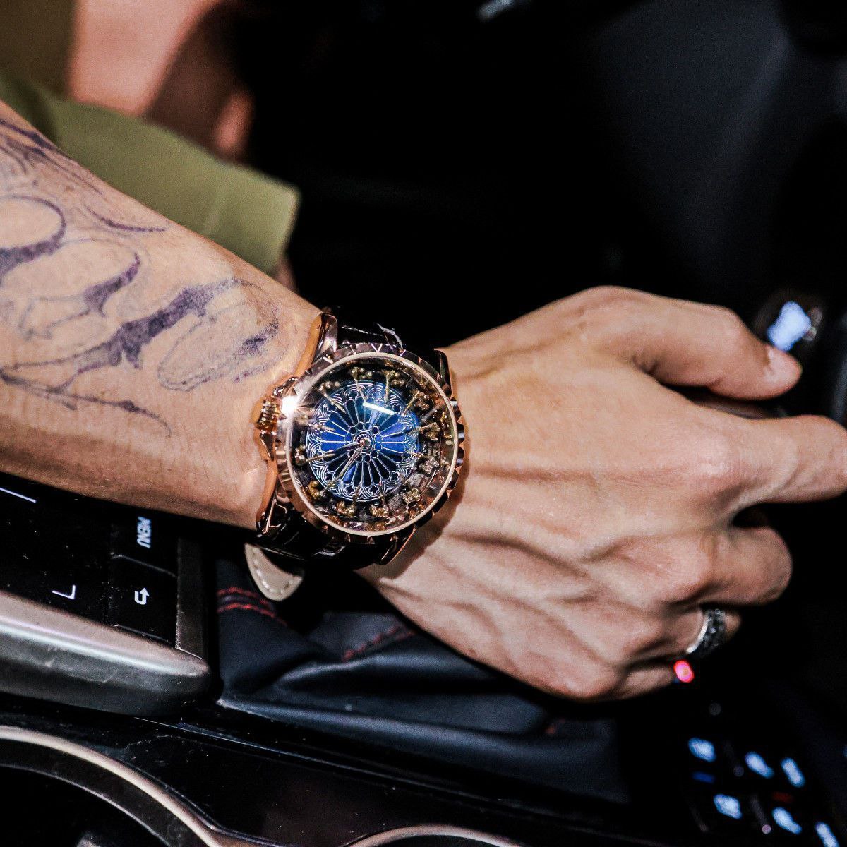 Twelve Knights Of The Round Table Mechanical Watch