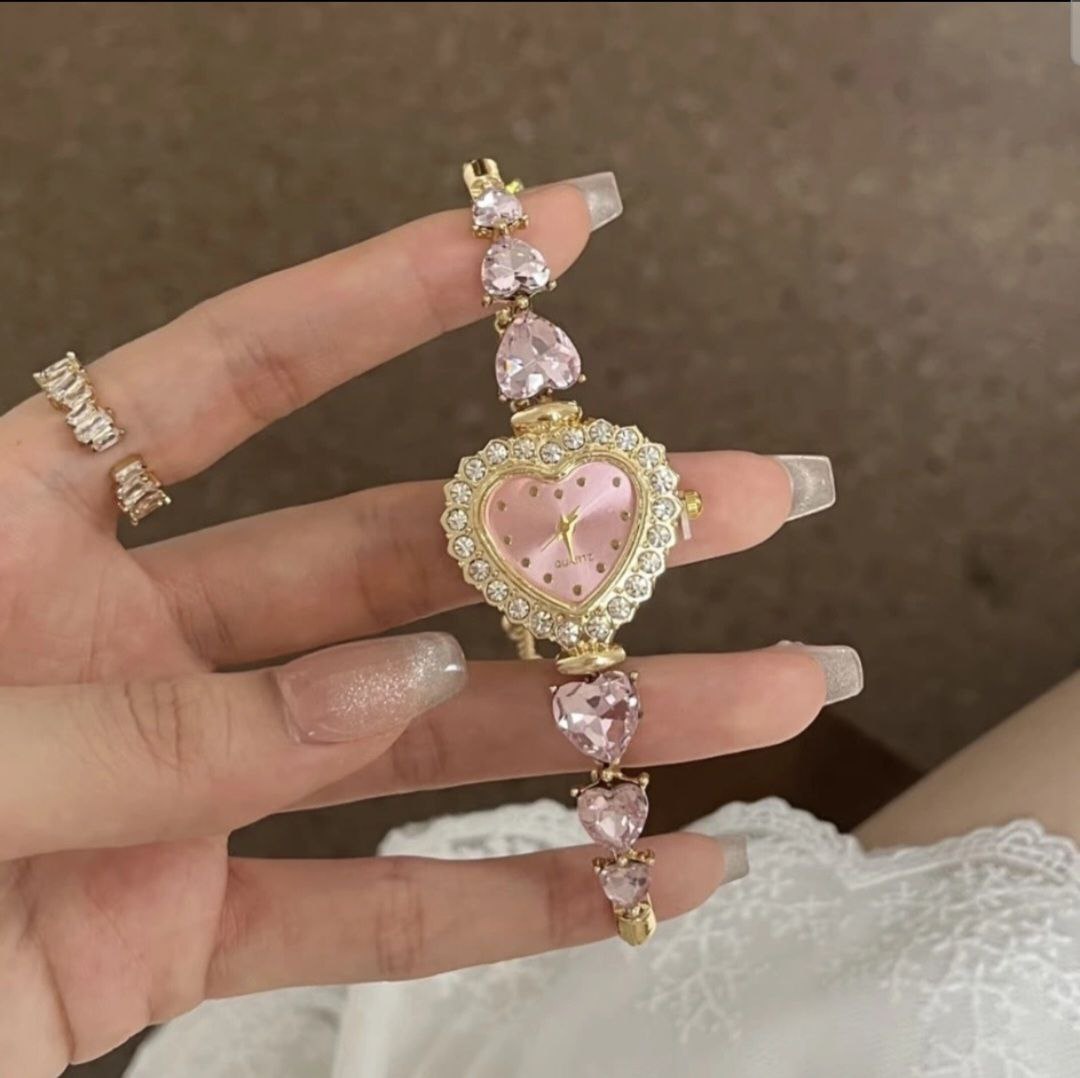 Exquisite Cute Heart Shape Quartz Watch Casual