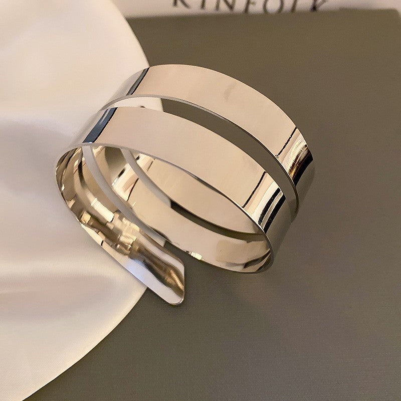 Women's Open Arm All-match Exaggerated Bracelet