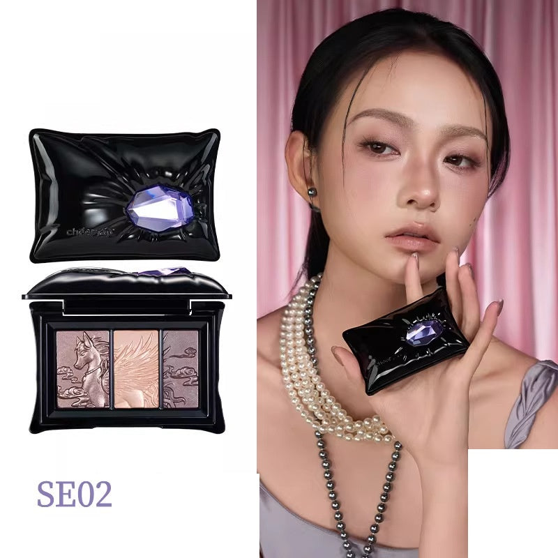 Tri-Color Eyeshadow Palette A Treasure-Like Pillow-Dream Highlighter Balm