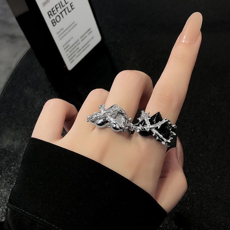 Black Heart-Thorn Cold-Style Open Ring