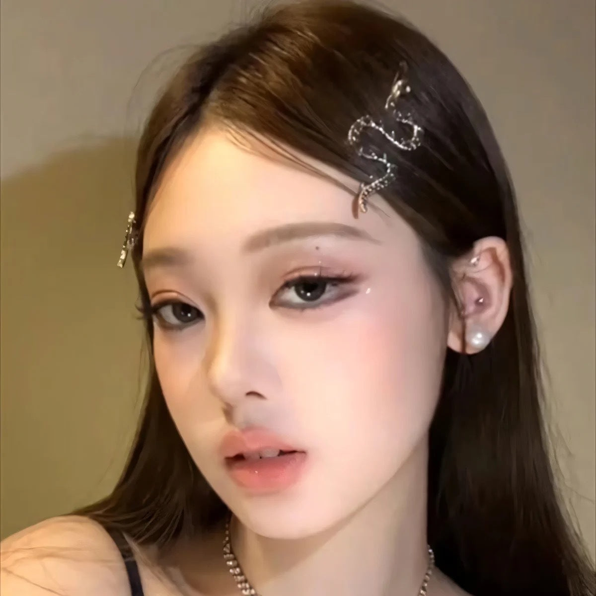 Retro Creative Snake-shaped Dark High-grade Versatile Personalized Cold Style Side Clip Fashion