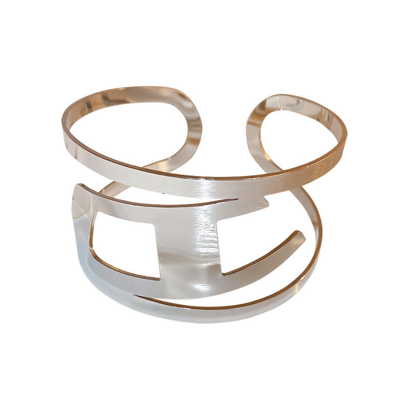 Women's Open Arm All-match Exaggerated Bracelet