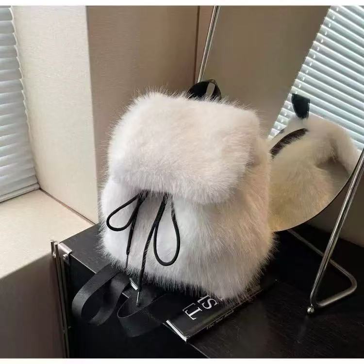 Women's Plush Bag High-capacity Versatile Backpack
