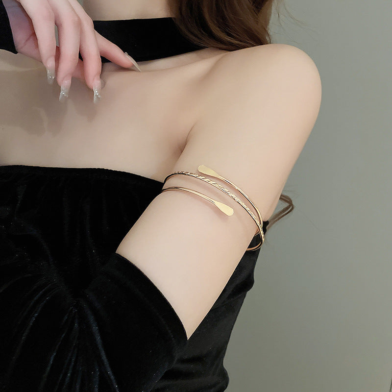 Women's Open Arm All-match Exaggerated Bracelet