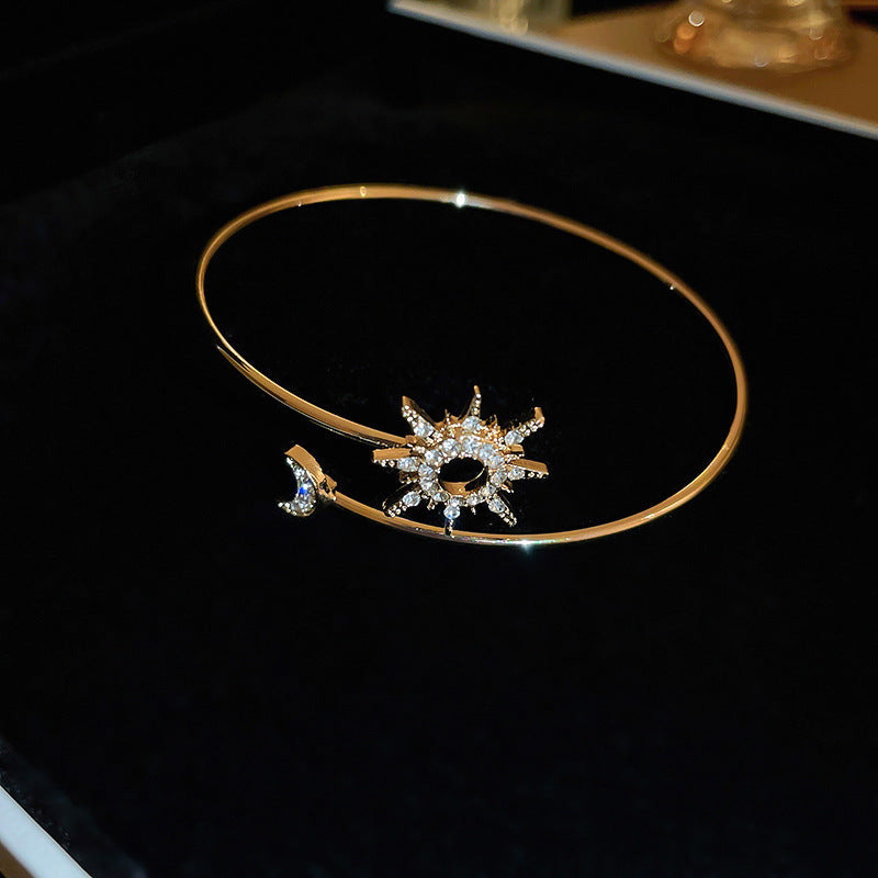 Women's Open Arm All-match Exaggerated Bracelet