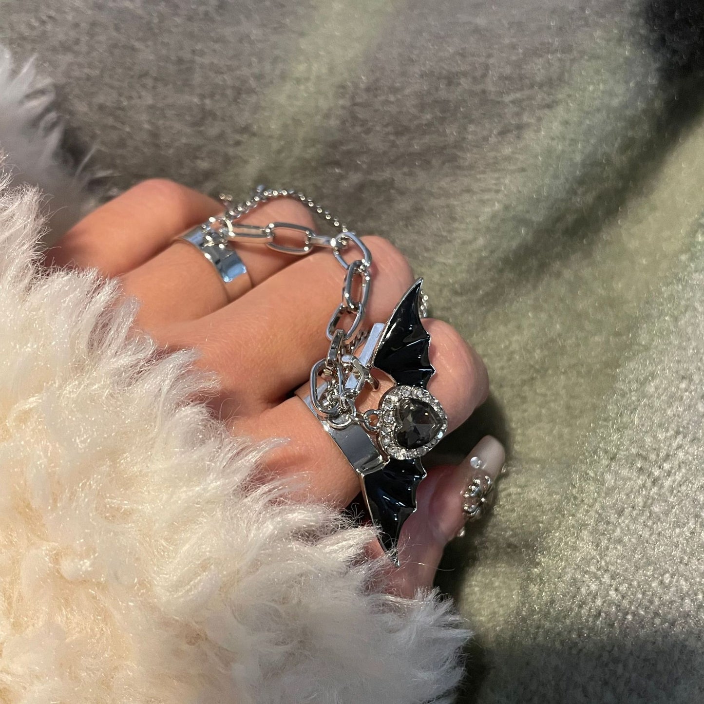 Women's One Piece Love Rhinestone Pendant Ring