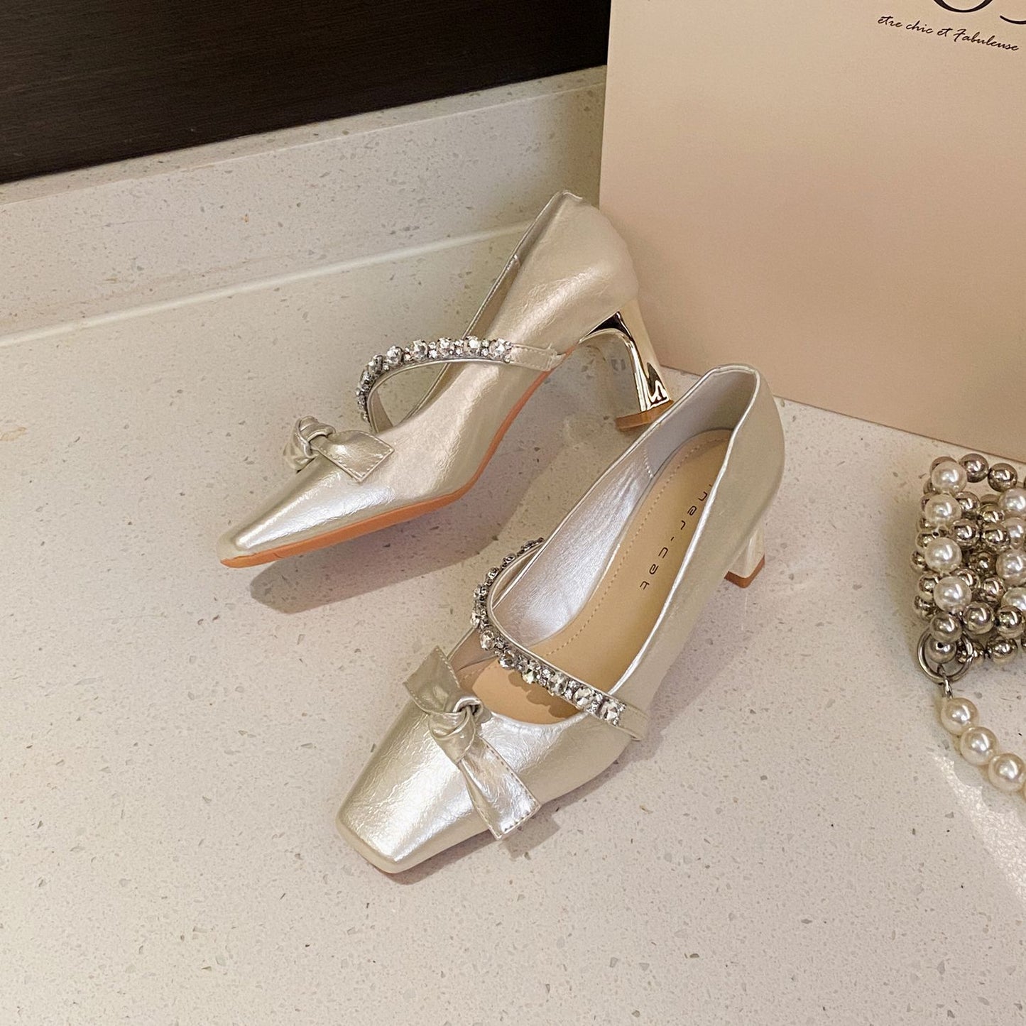 French-style Pointed-toe Mary Jane Shoes With Rhinestones Low-cut Design