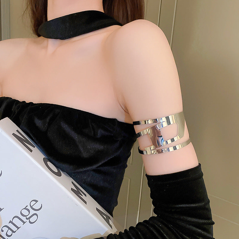 Women's Open Arm All-match Exaggerated Bracelet