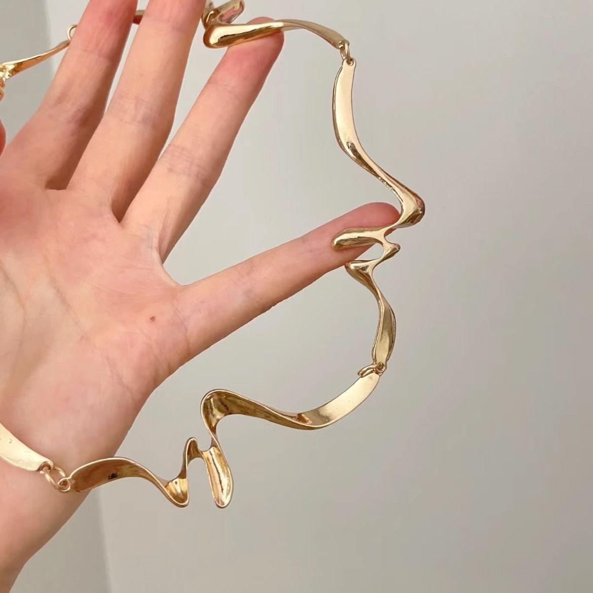 Womens Liquid Lava Metal Texture Choker