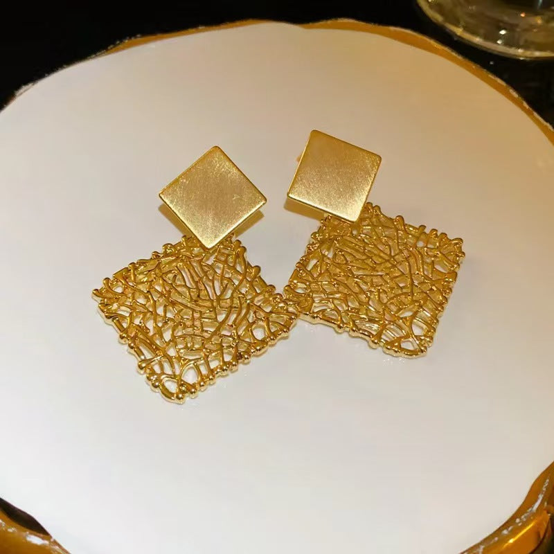 New Trendy Metal Woven Mesh Circular Earrings