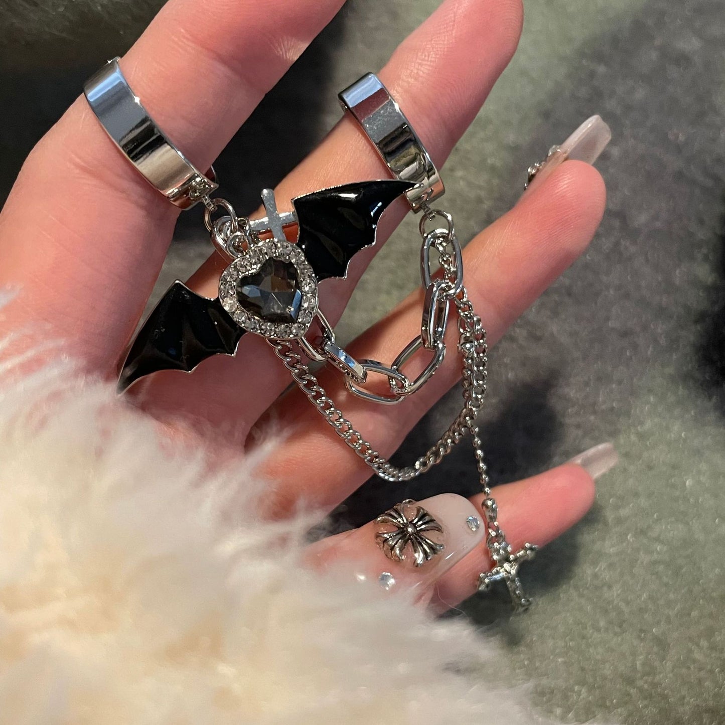 Women's One Piece Love Rhinestone Pendant Ring
