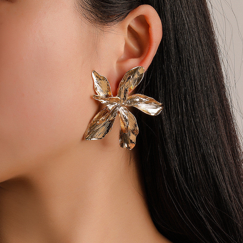 Fashion European And American Style Floral Ladies Earrings