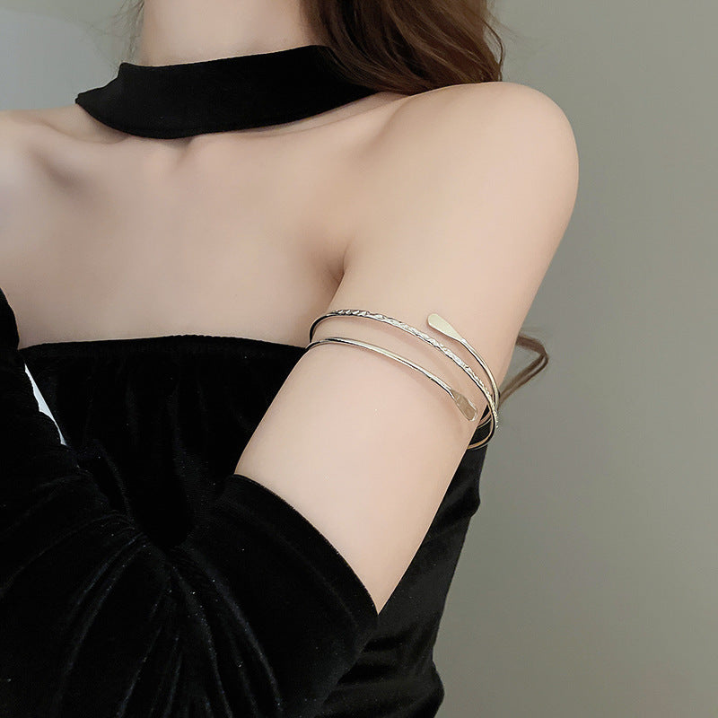 Women's Open Arm All-match Exaggerated Bracelet