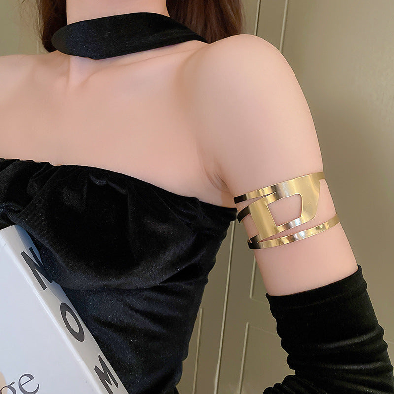 Women's Open Arm All-match Exaggerated Bracelet