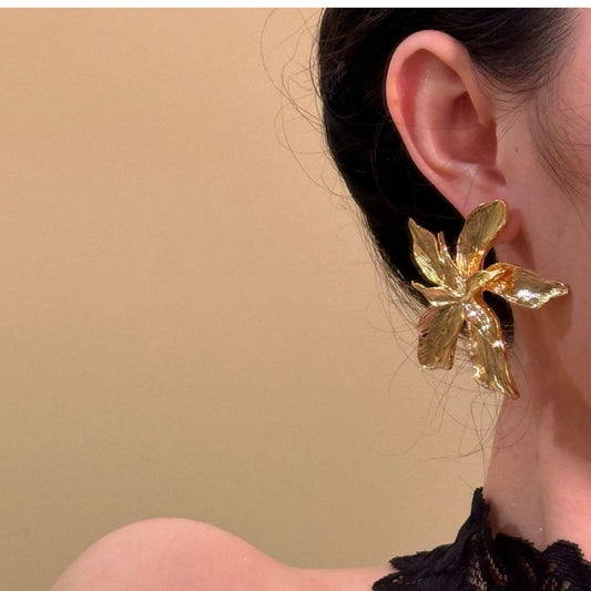 Fashion European And American Style Floral Ladies Earrings