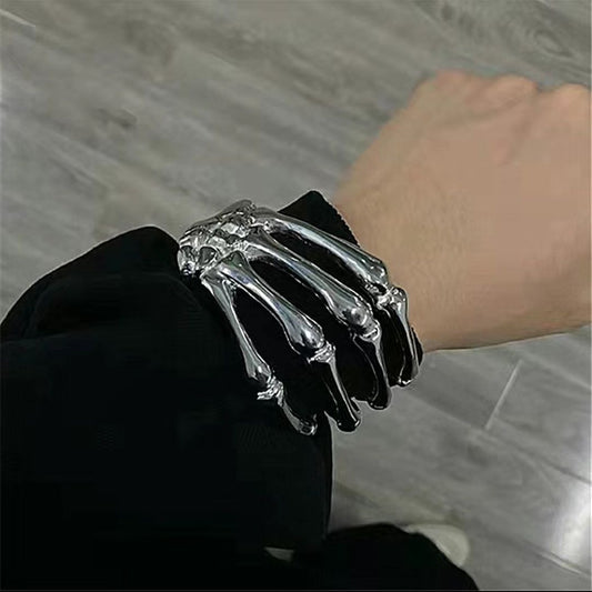 Skull Claw Adjustable Shirt Clip Metal Bracelet