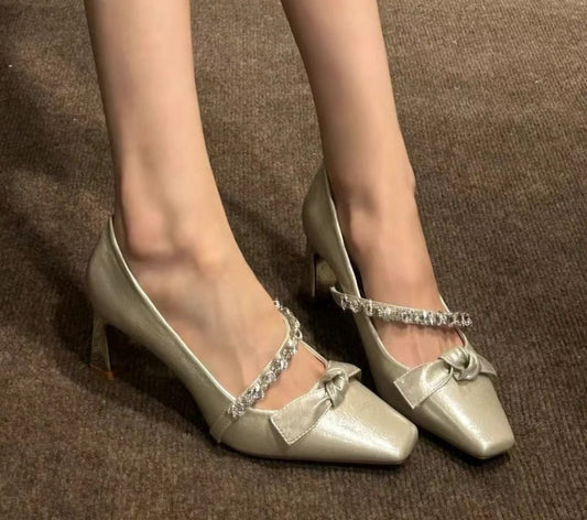 French-style Pointed-toe Mary Jane Shoes With Rhinestones Low-cut Design